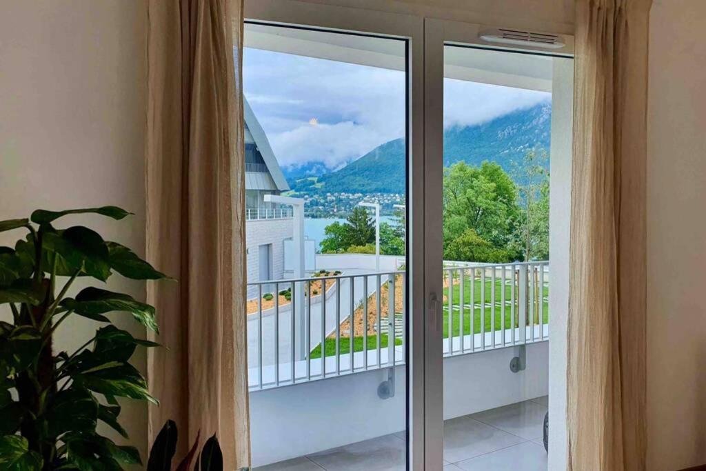 אנסי Le Boheme Beau T2 Vue Lac & Montagnes + Garage מראה חיצוני תמונה